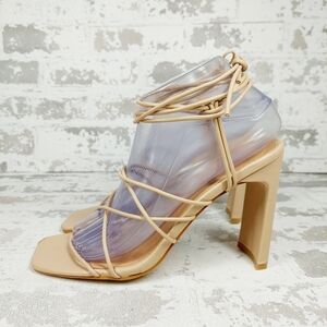NEW Billini Heather Cream Faux Leather Strappy Open Toe Heeled Sandals E788